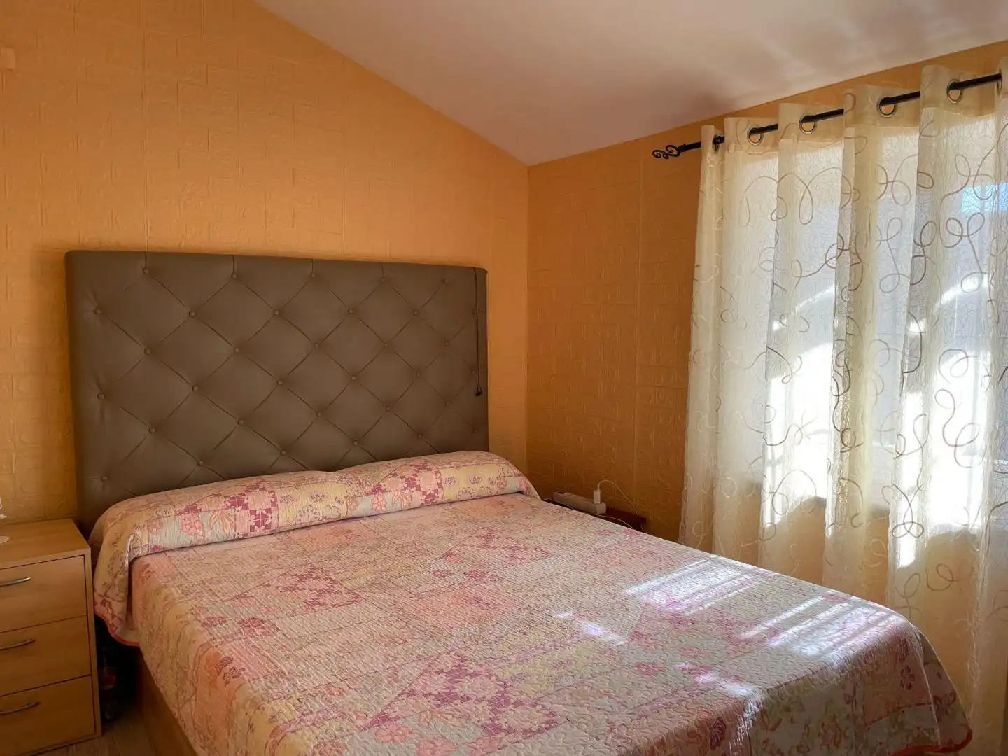 Habitación de Casa o chalet en venta en Sierra de Luna con Trastero y Amueblado