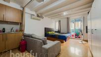Sala d'estar de Pis en venda en  Barcelona Capital