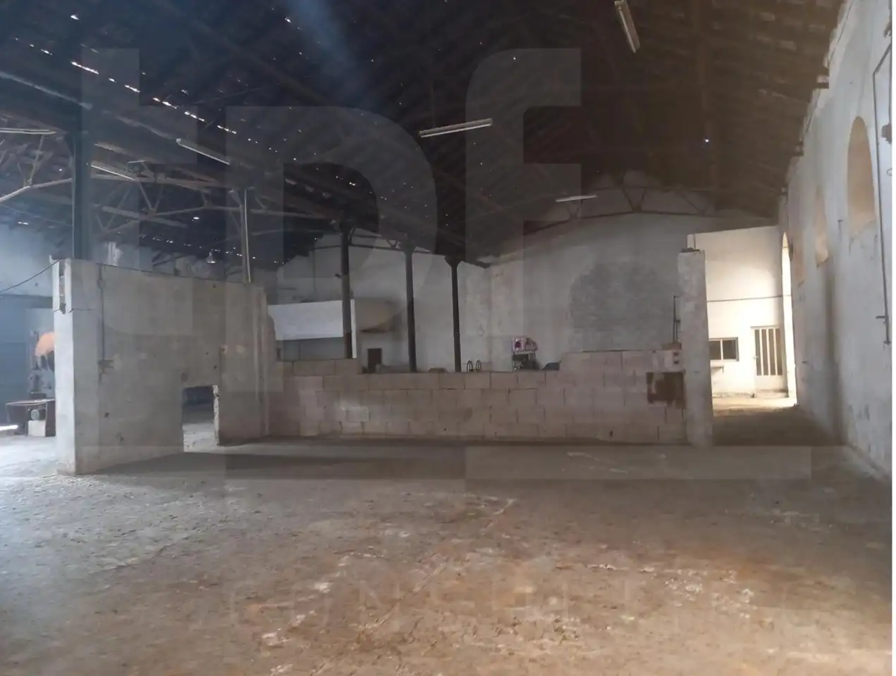 Nave industrial en venta en Carcaixent