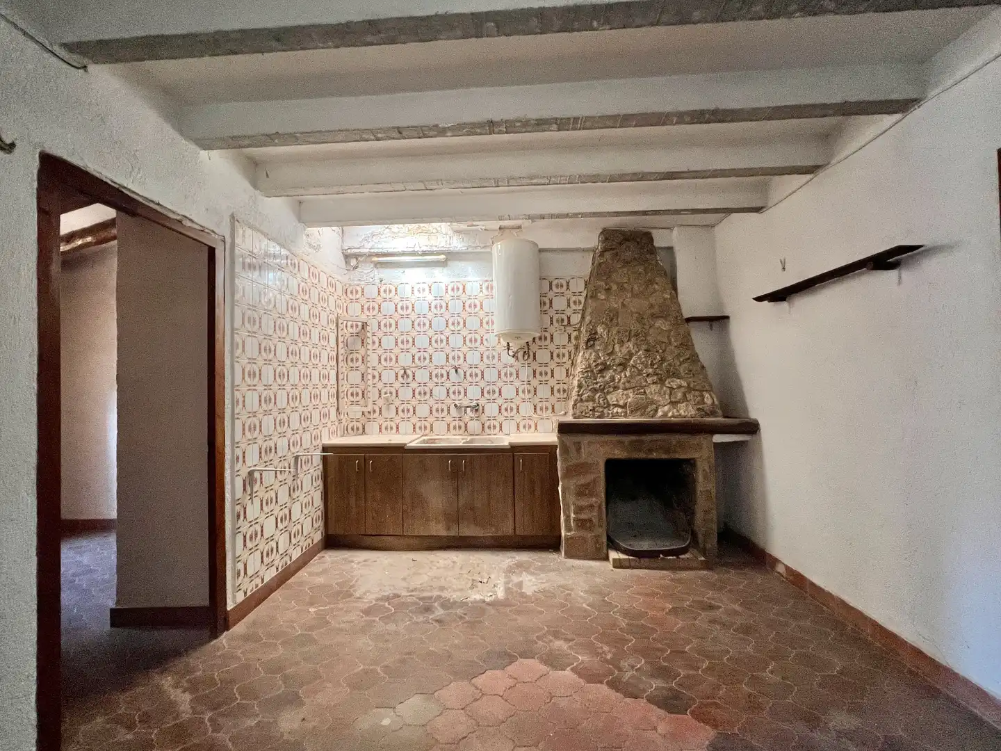 Kitchen of Country homes for sale in Cornudella de Montsant  with Air Conditioner, Oven and Washing machine