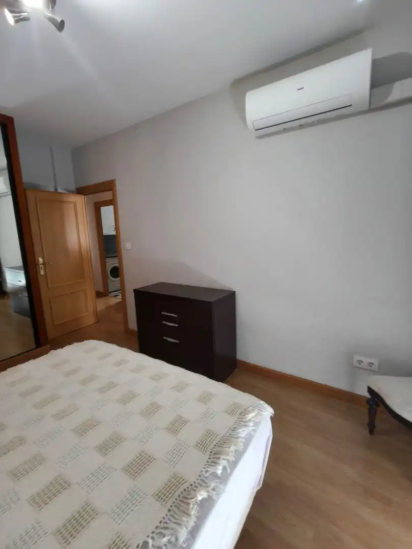 Habitación de Piso de alquiler en Valencia con Amueblado