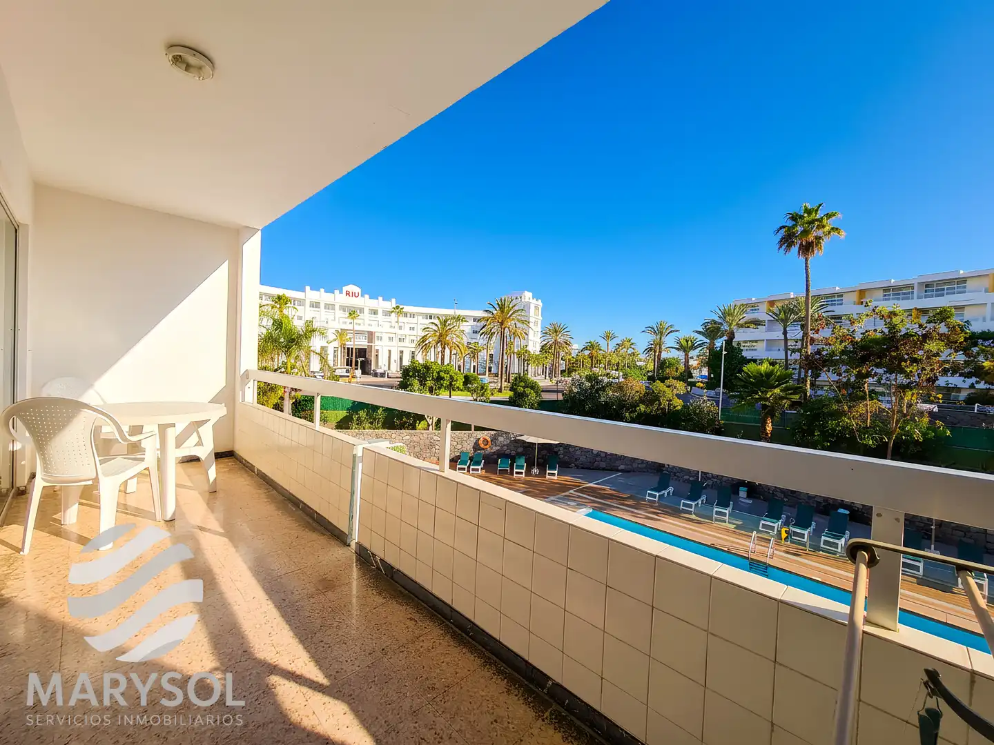 Terrassa de Apartament en venda en San Bartolomé de Tirajana amb Terrassa, Moblat i TV