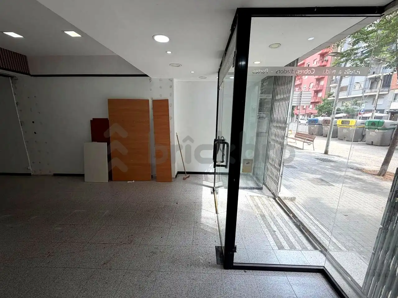 Local comercial en venda a calle de Felip II, imagen 3