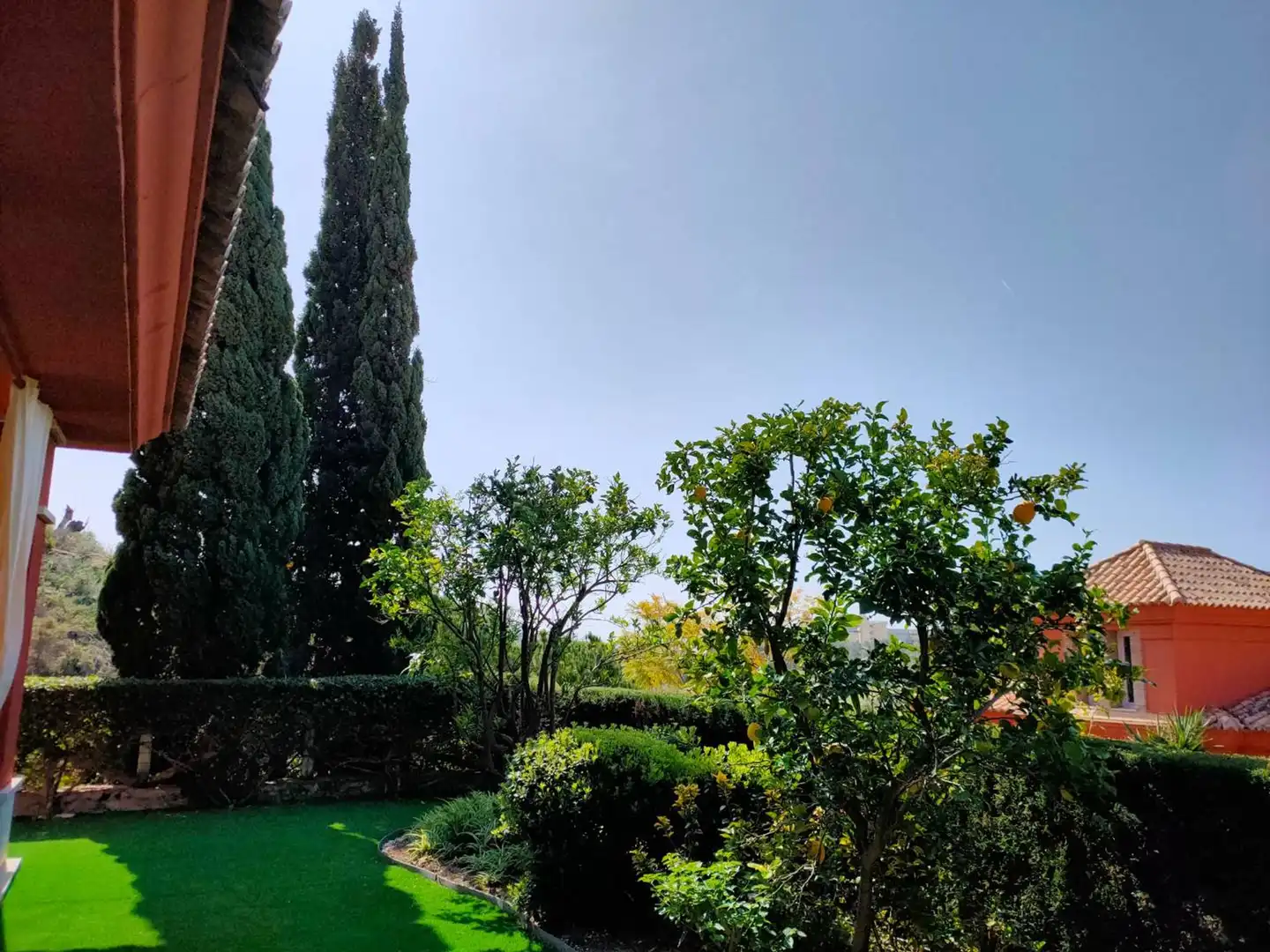 Jardí de Casa adosada de lloguer en Marbella amb Terrassa