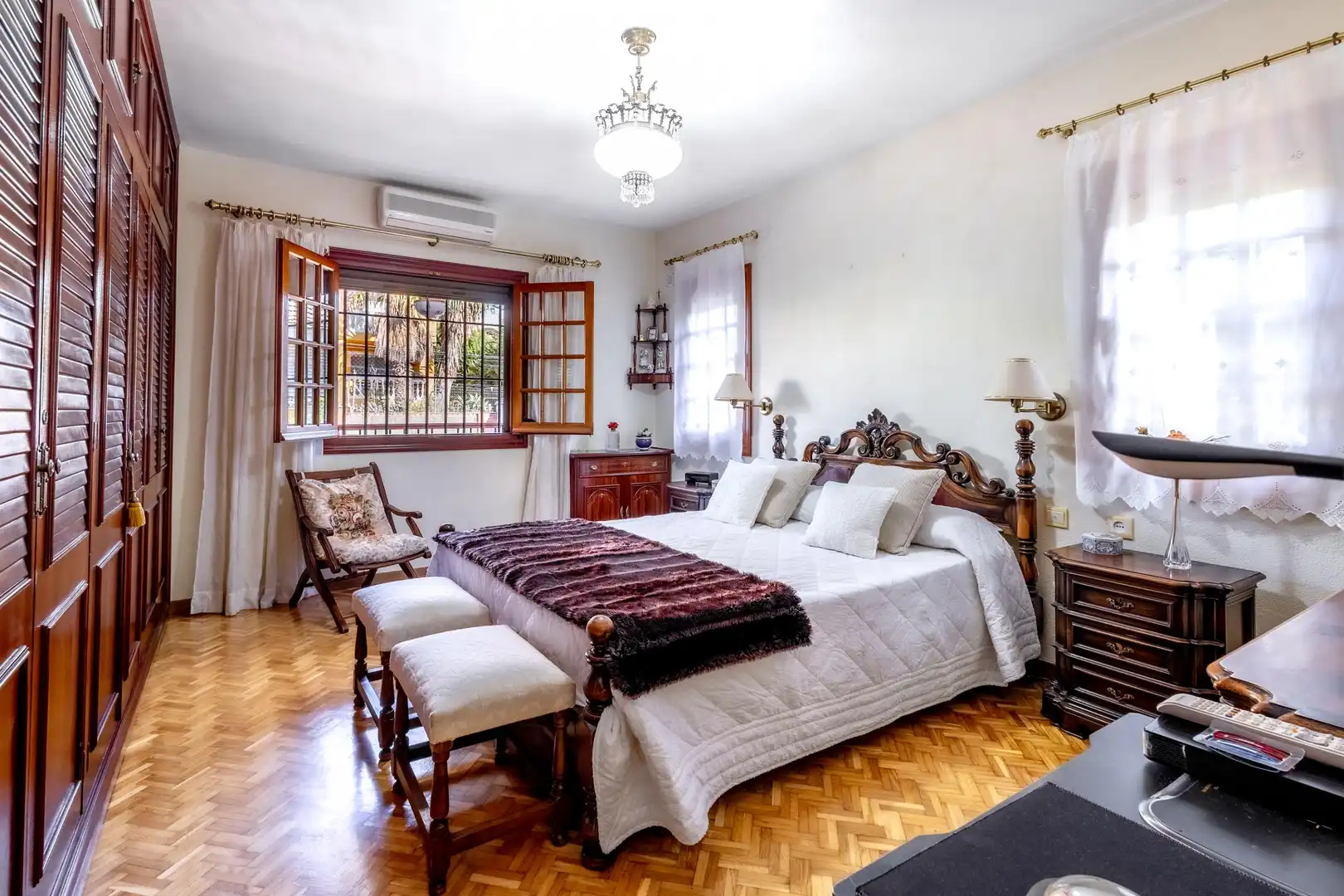 Bedroom of Houses for sale in Málaga  with Air Conditioner, Heating and Private garden