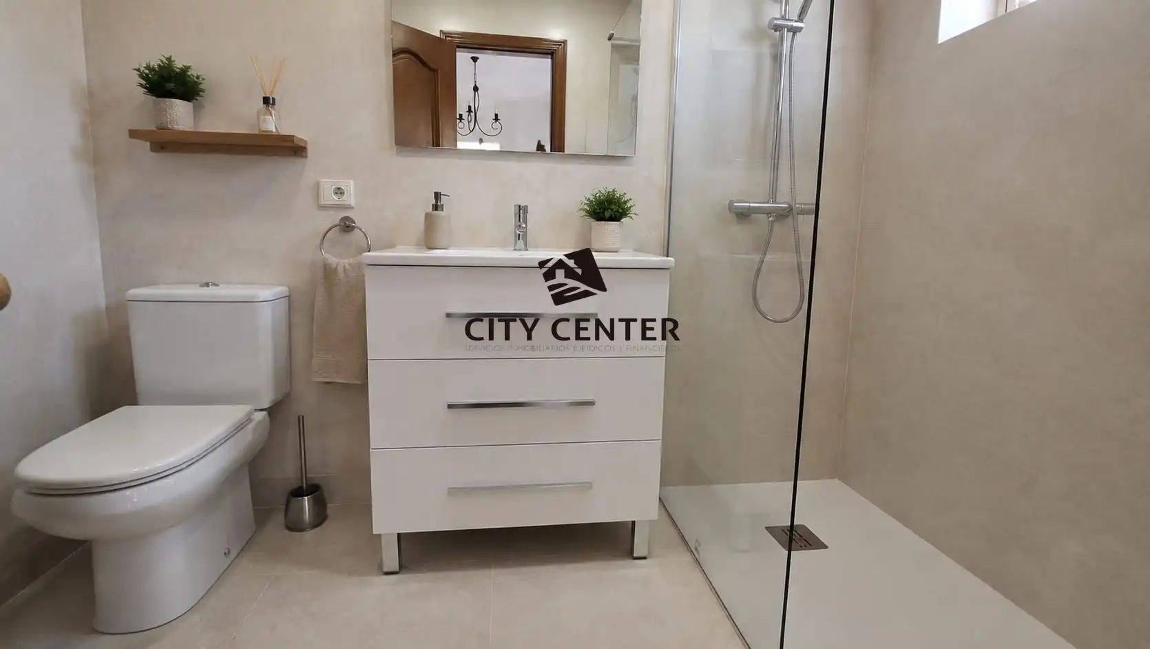 Baño de Casa adosada en venta en Granadilla de Abona con Aire acondicionado, Terraza y Amueblado