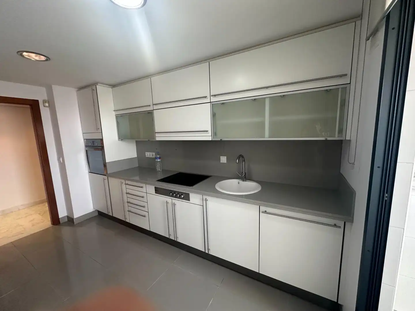 Cocina de Piso de alquiler en Alicante / Alacant con Aire acondicionado y Piscina comunitaria