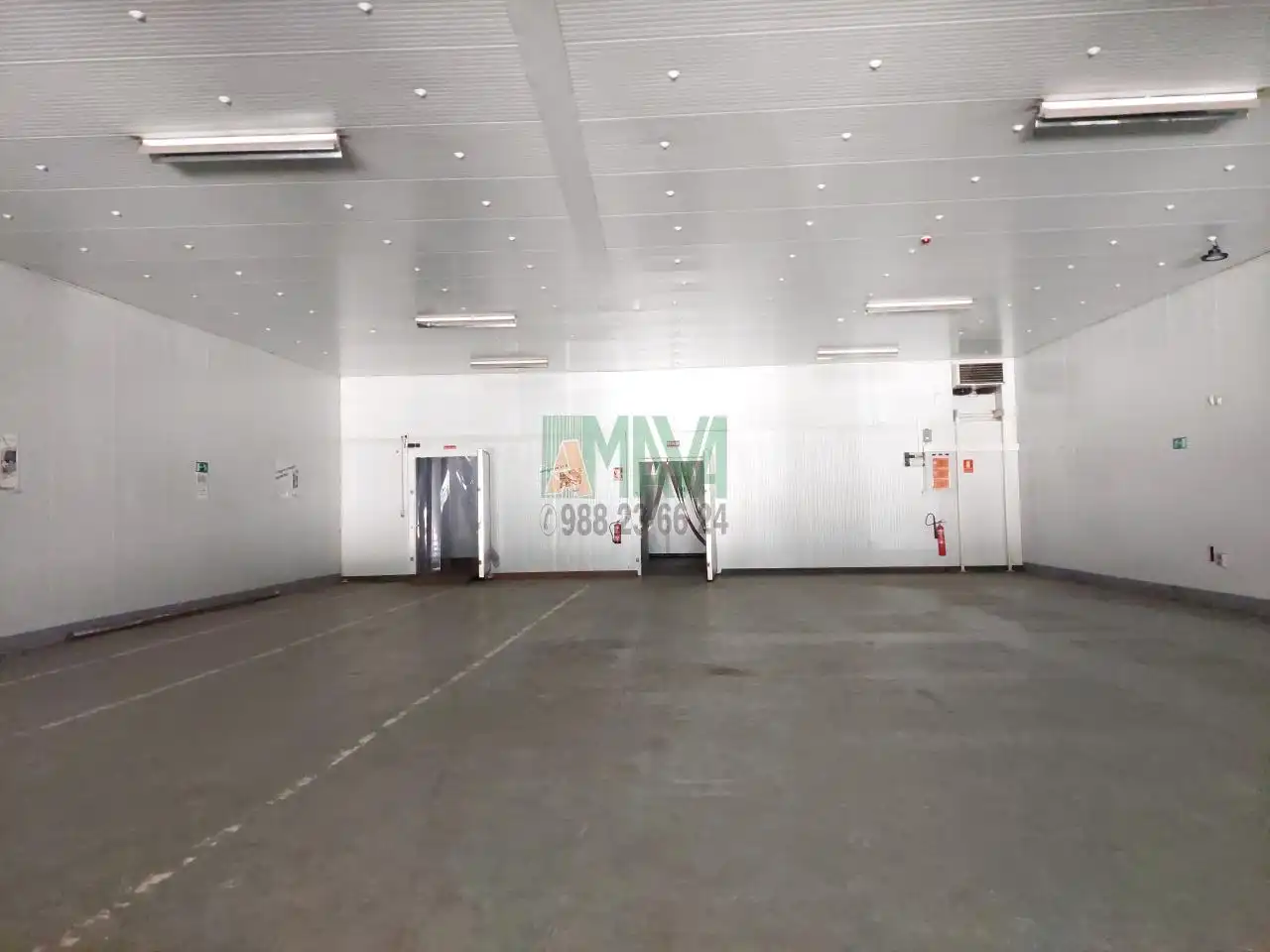Industrial building for sale in San Cibrao das Viñas, imagen 2