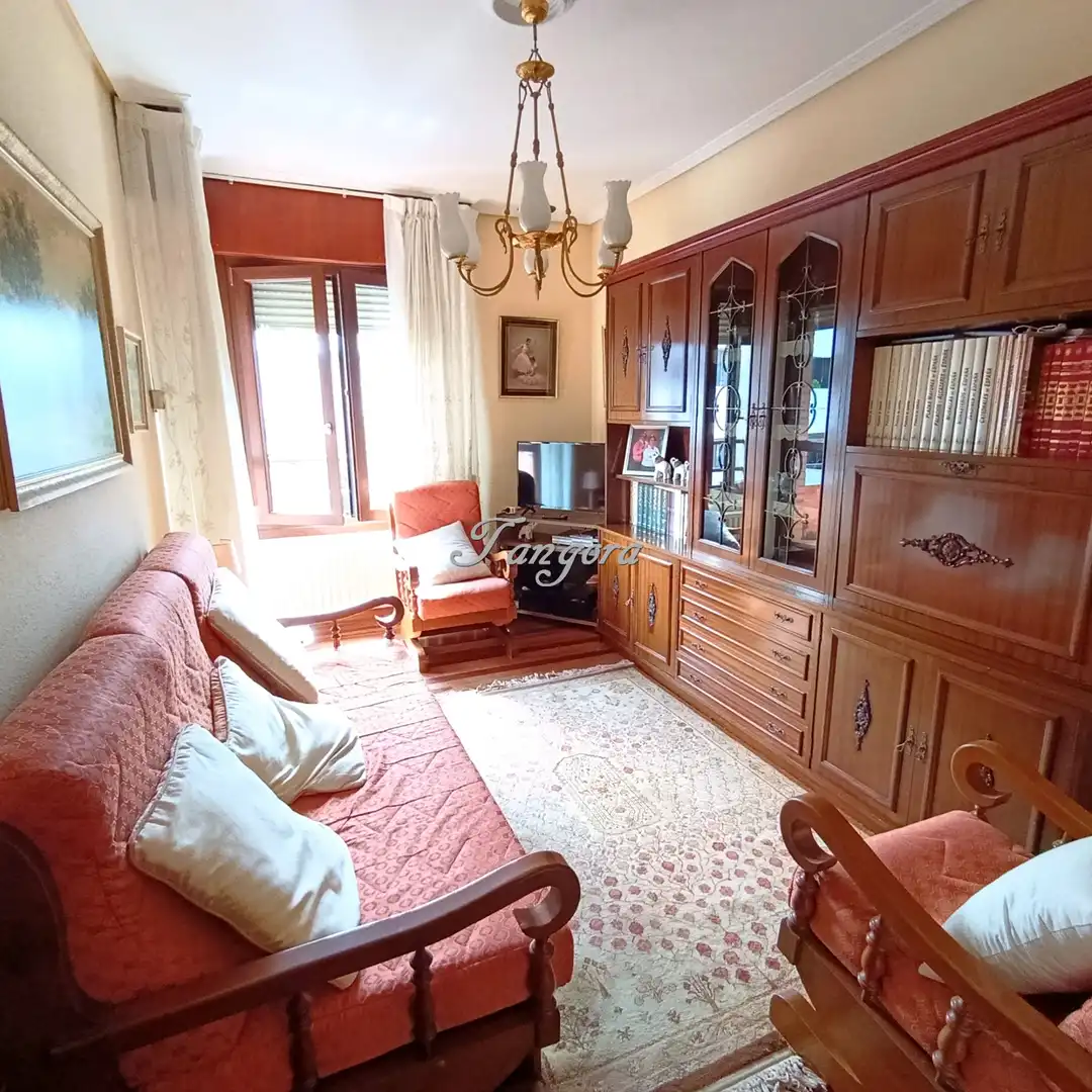 Sala de estar de Piso en venta en Getxo  con Calefacción, Parquet y Terraza
