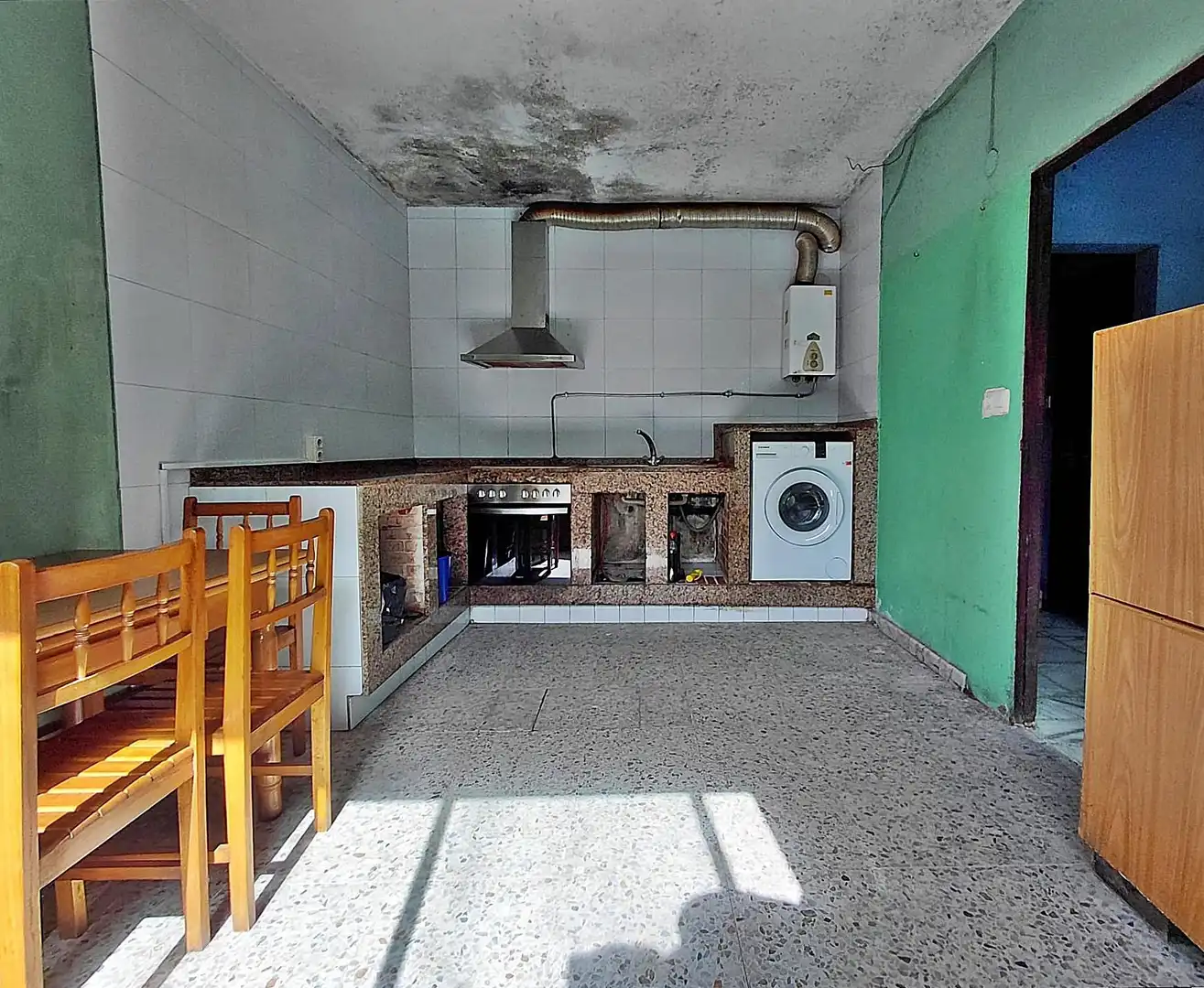 Cuina de Casa o xalet en venda en Cambados amb Terrassa i Balcó