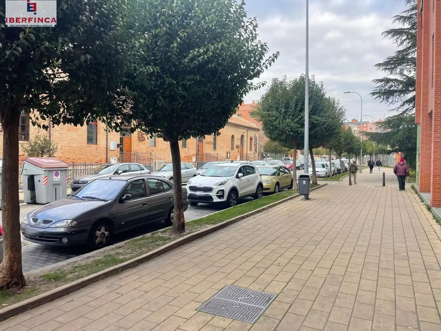 Parkplatz von Erdgeschoss zum Verkauf in Valladolid mit Klimaanlage und Heizung