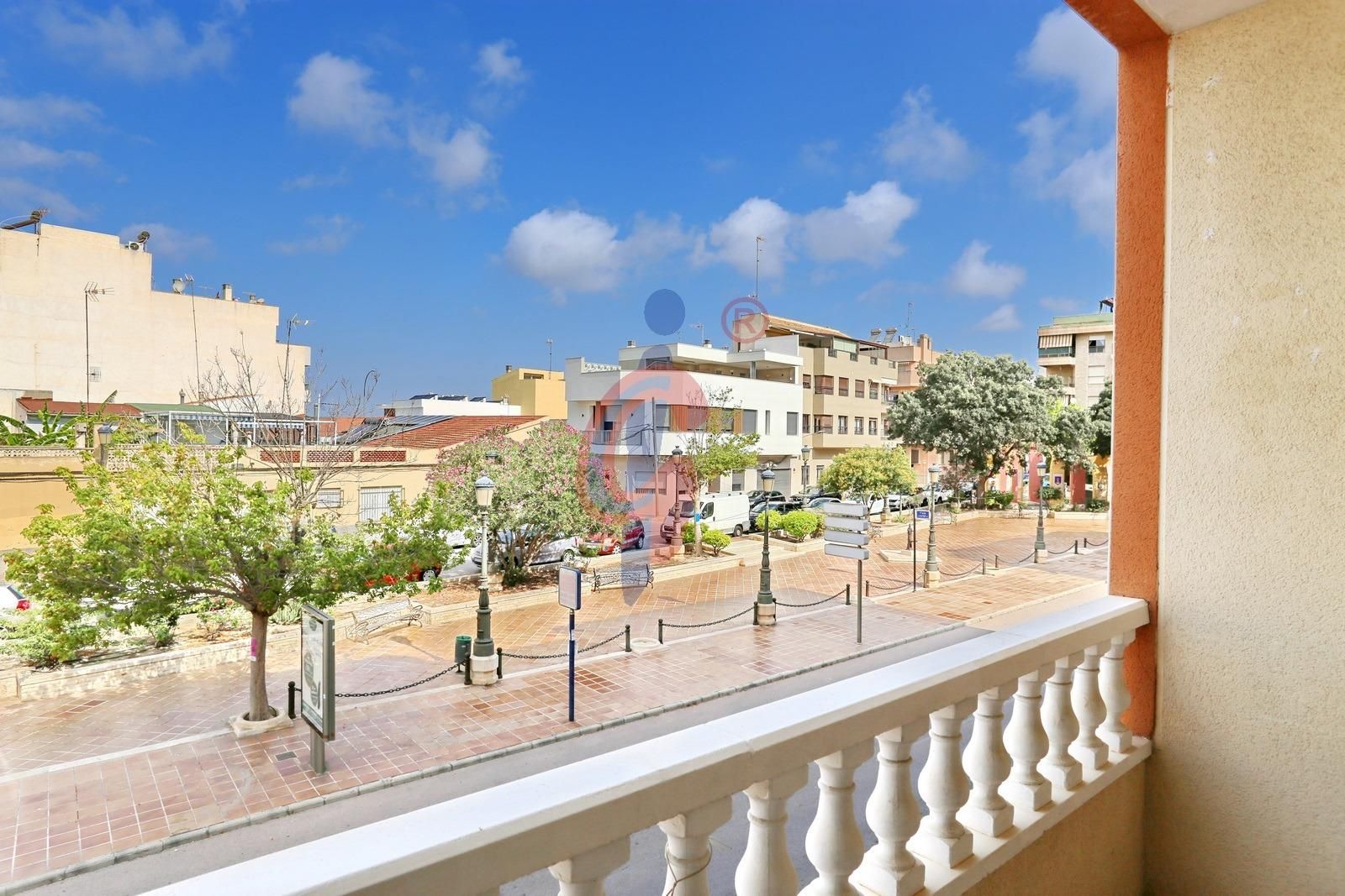 Vista exterior de Apartament en venda en Guardamar del Segura amb Aire condicionat, Calefacció i Terrassa