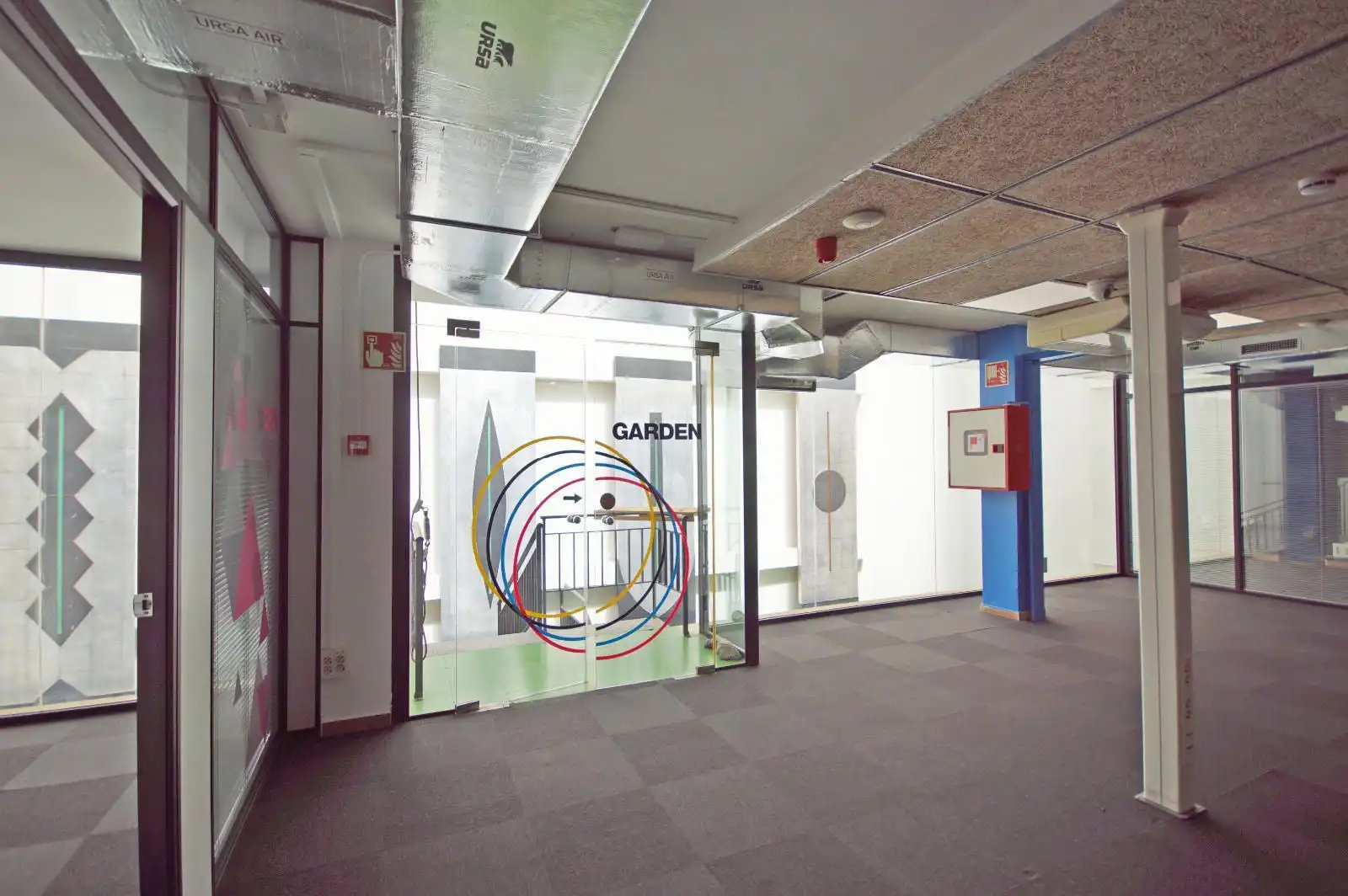 Office for rent in Barcelona  with Air Conditioner and Terrace