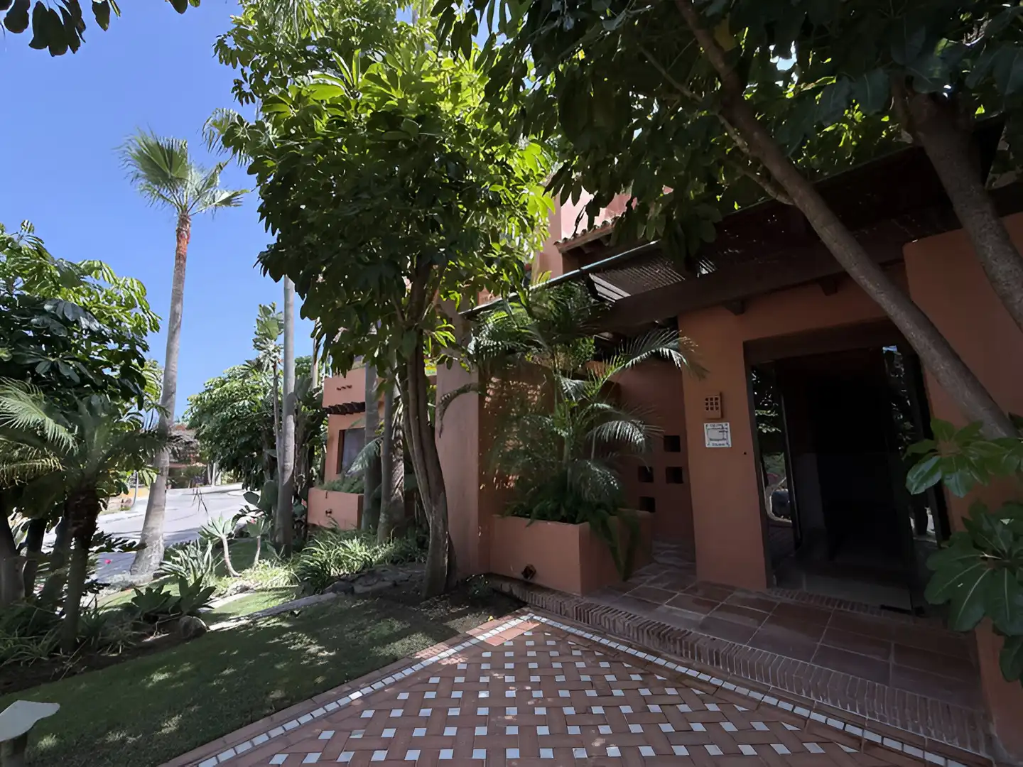 Apartament amb piscina en venda a Nueva Andalucía
