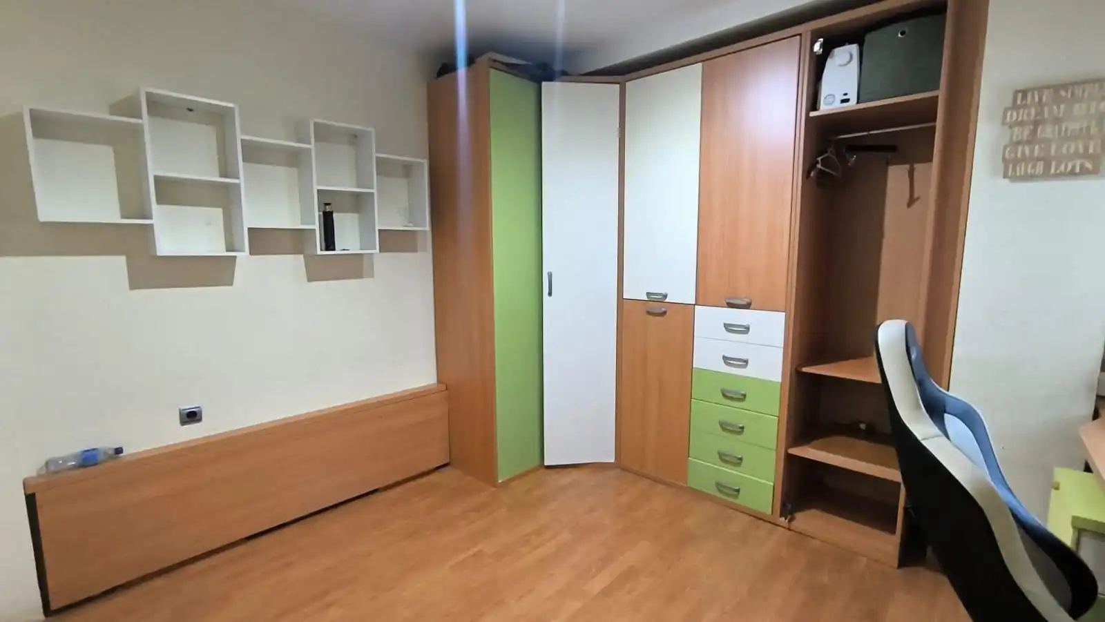 Schlafzimmer von Wohnung zum Verkauf in Bilbao  mit Heizung, Balkon und Whirlpool