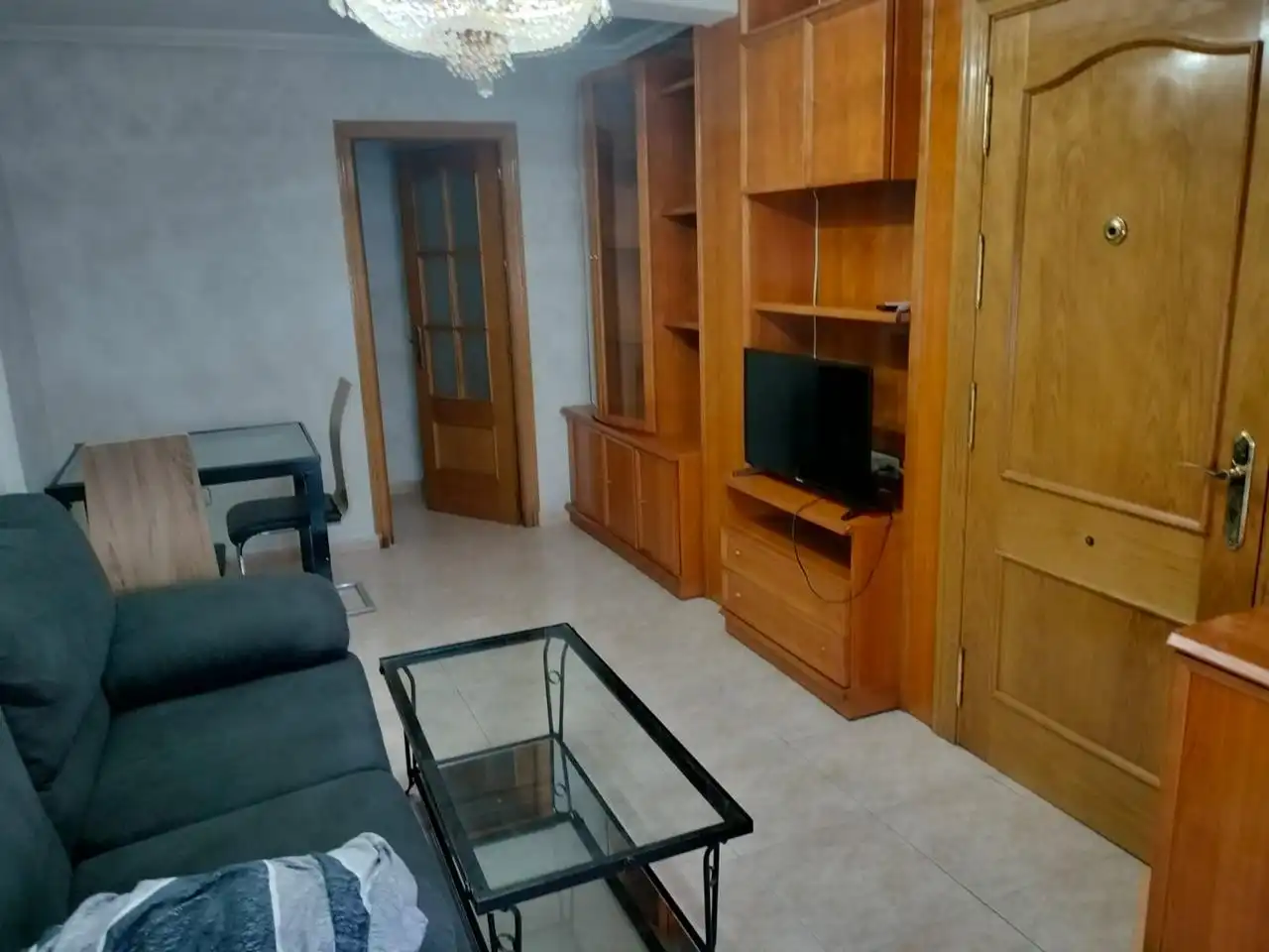 Sala d'estar de Planta baixa de lloguer en Cuenca amb Calefacció i Moblat
