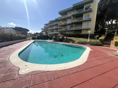 Piscina de Apartament en venda en Castell-Platja d'Aro amb Aire condicionat, Calefacció i Terrassa