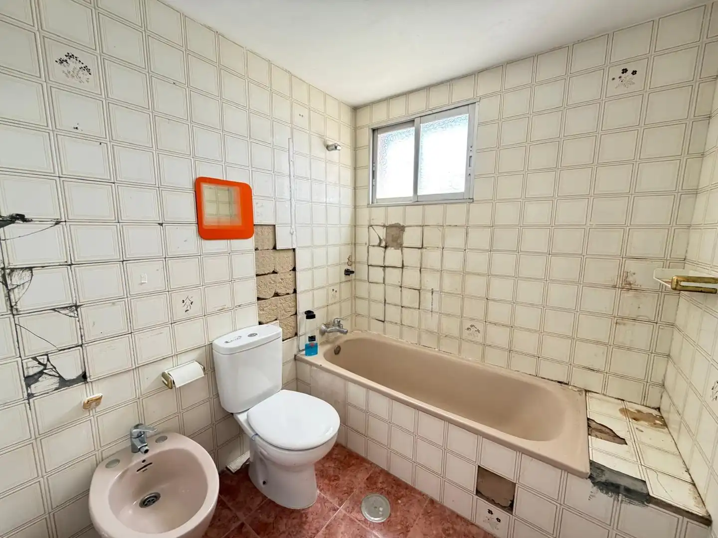 Baño de Piso en venta en Torremolinos con Terraza y Piscina comunitaria