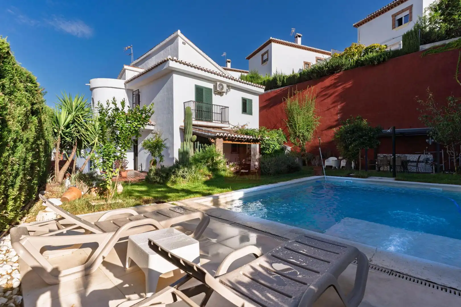 Detached house with terrace for sale in Huétor Vega
