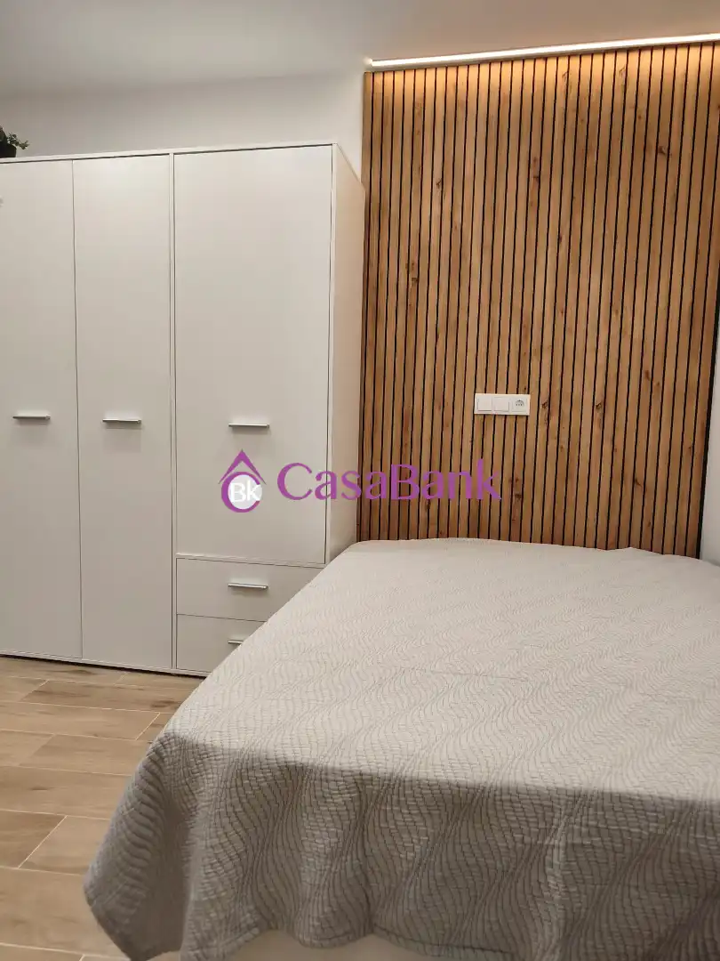 Dormitori de Pis en venda en Córdoba amb Aire condicionat i Moblat
