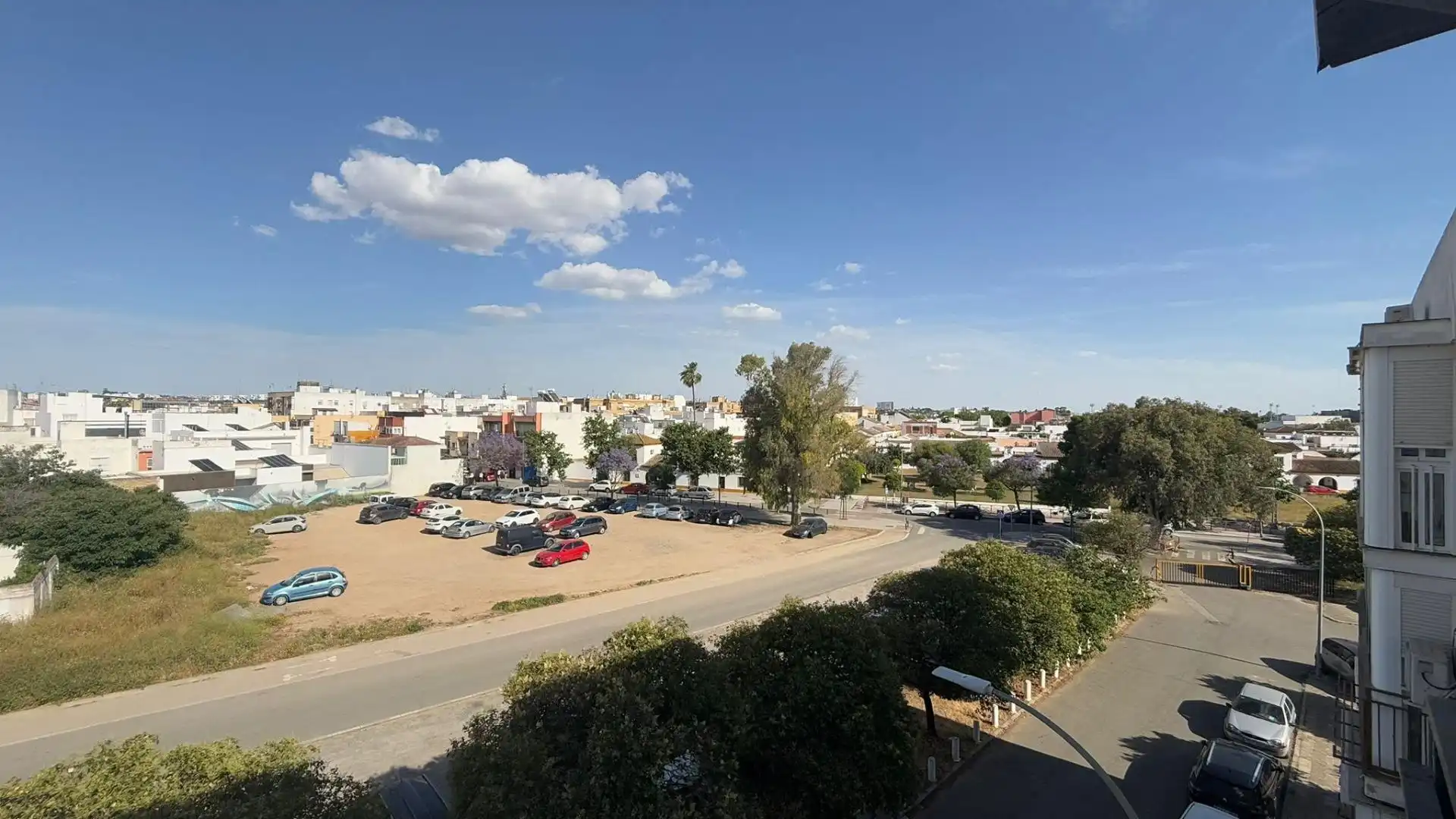 Parking de Piso en venta en Sevilla con Aire acondicionado y Terraza