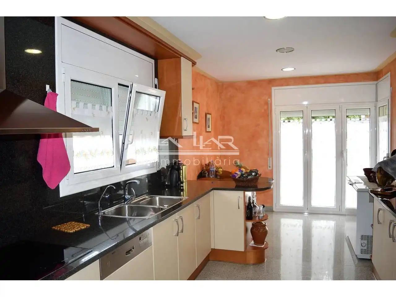 Cocina de Casa o chalet en venta en Sant Julià de Vilatorta con Calefacción y Terraza