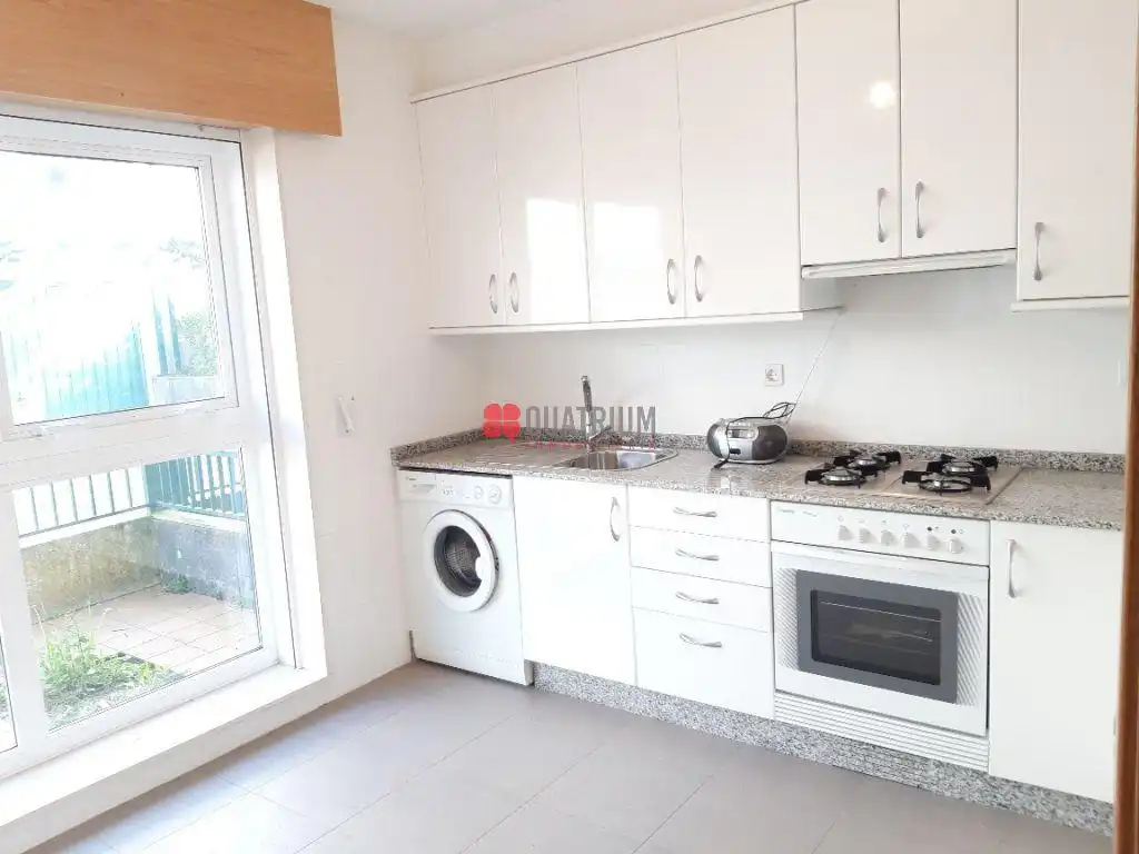 Kitchen of Houses for rent in Santiago de Compostela   with Heating, Terrace and Storage room