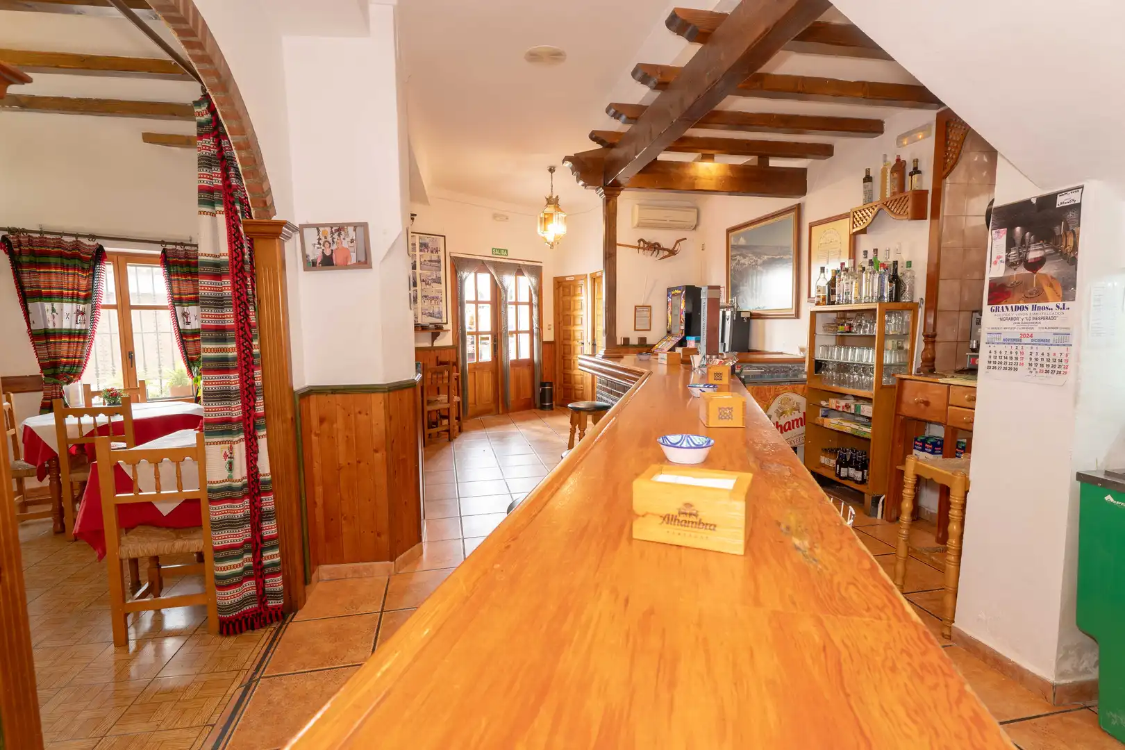 Geschaftsraum zum Verkauf in Válor mit Terrasse und Möbliert