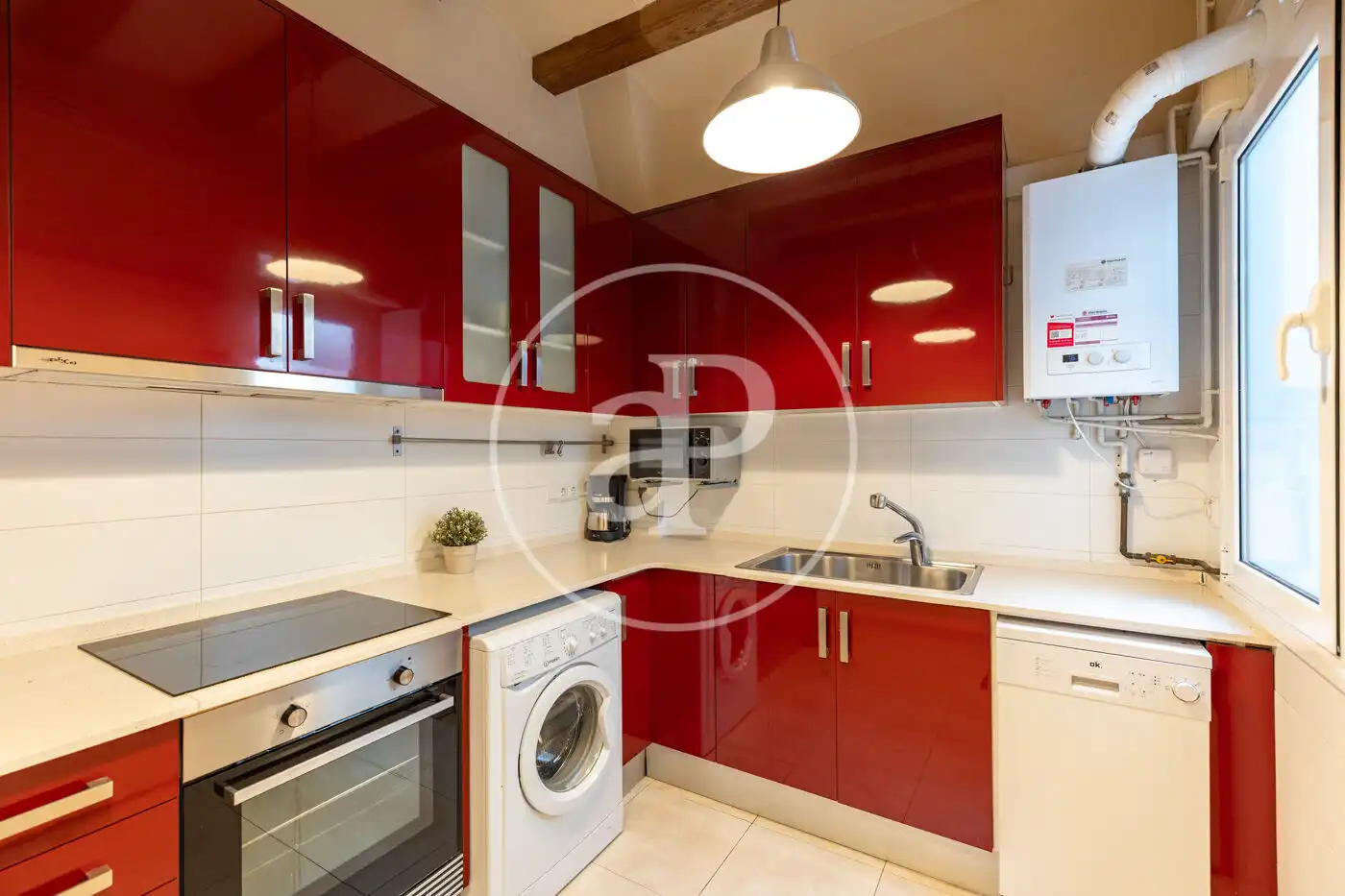 Cuina de Pis en venda en Barcelona amb Aire condicionat, Calefacció i Balcó