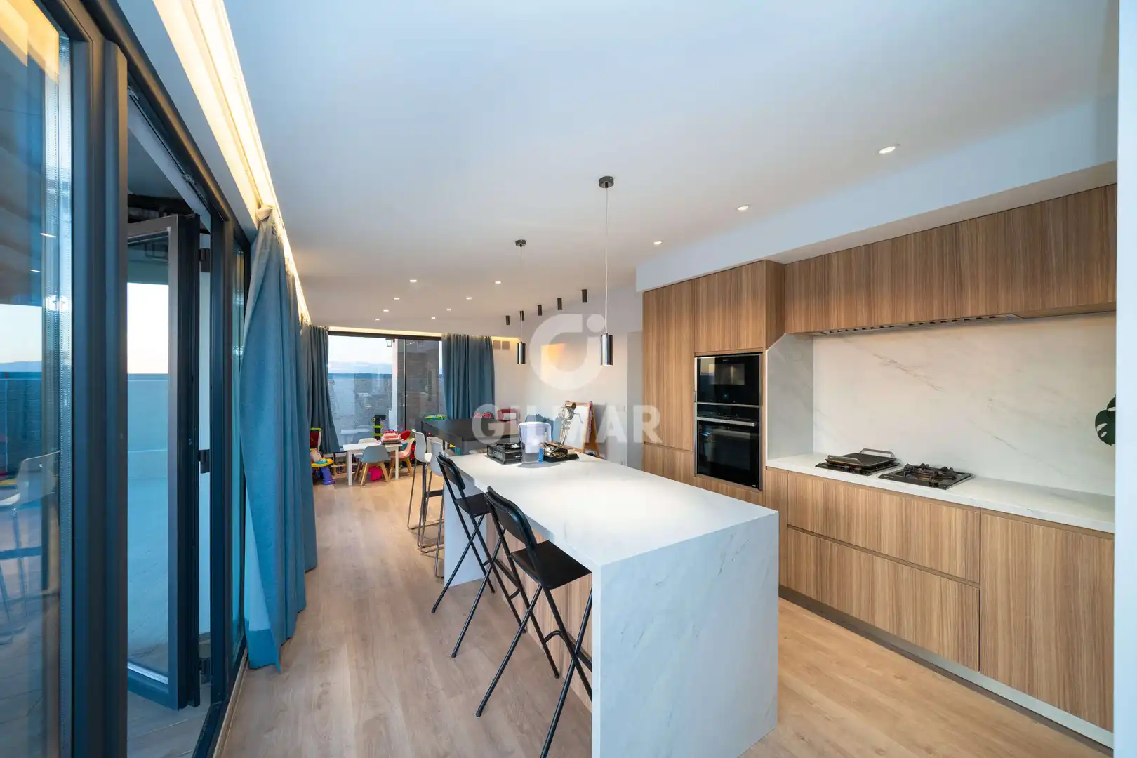 Cocina de Dúplex en venta en Madrid con Calefacción, Jardín privado y Trastero