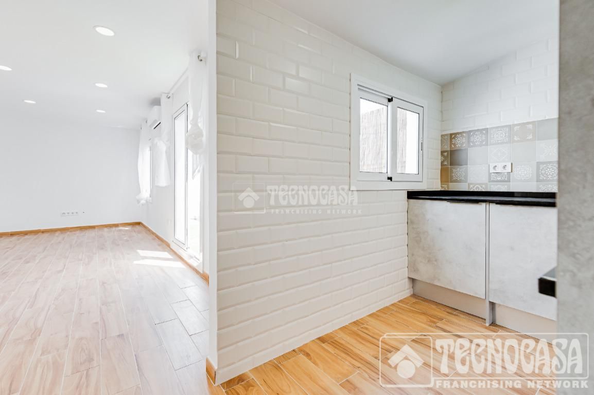 Bedroom of Attic for sale in Sant Adrià de Besòs  with Air Conditioner, Heating and Terrace
