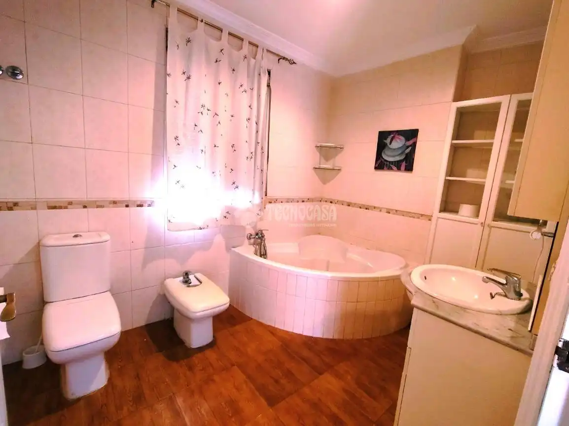 Baño de Piso en venta en Coria del Río