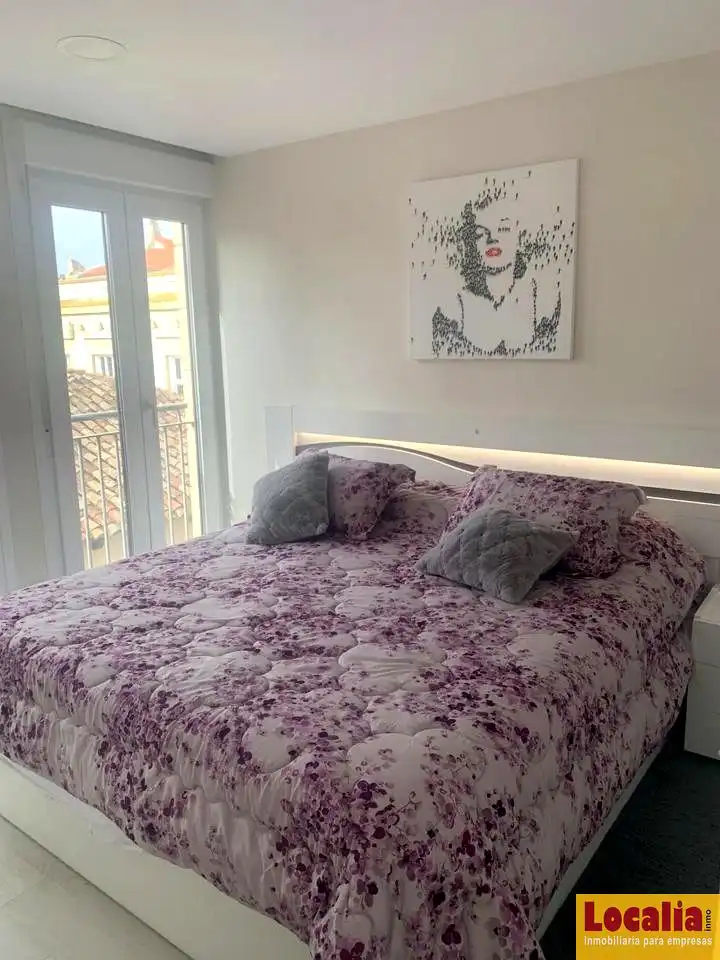 Schlafzimmer von Wohnung zum Verkauf in Palencia mit Möbliert