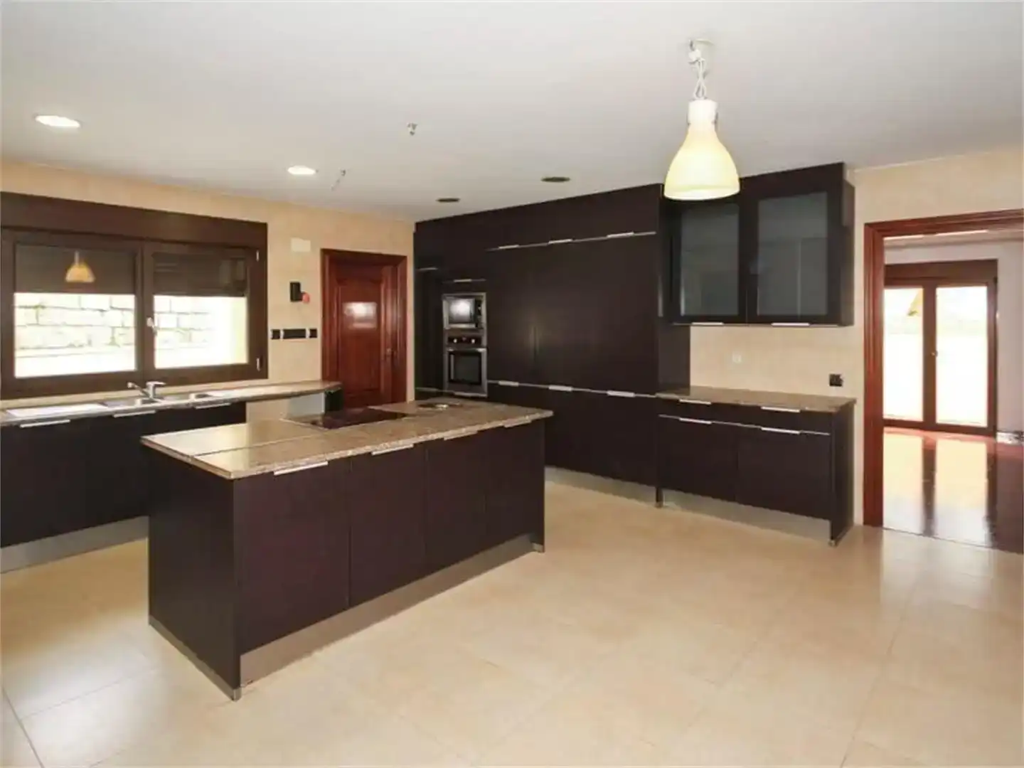 Cocina de Casa o chalet en venta en  Madrid Capital con Aire acondicionado, Piscina y Balcón
