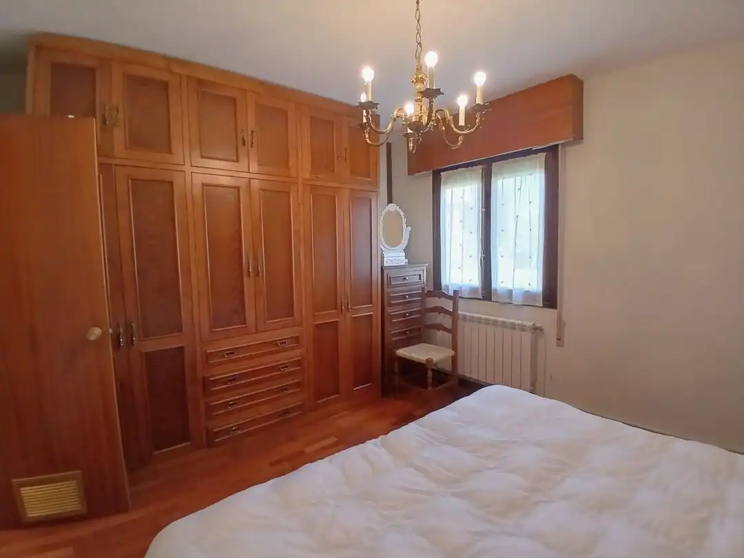 Schlafzimmer von Wohnung zum Verkauf in Ezcaray mit Heizung, Privatgarten und Terrasse