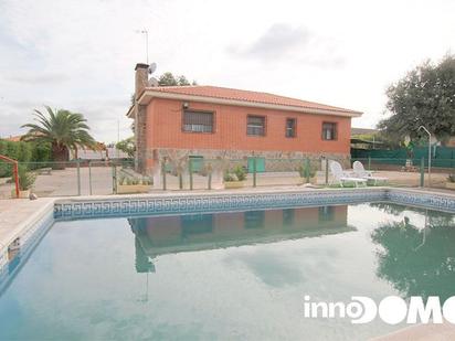 Swimming pool of House or chalet for sale in Palomeque  with Heating, Private garden and Terrace