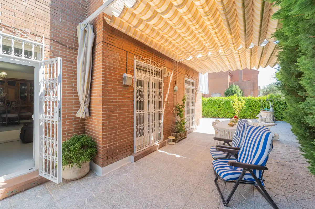 Terrace of Houses for sale in Arroyomolinos (Madrid)  with Air Conditioner, Heating and Private garden