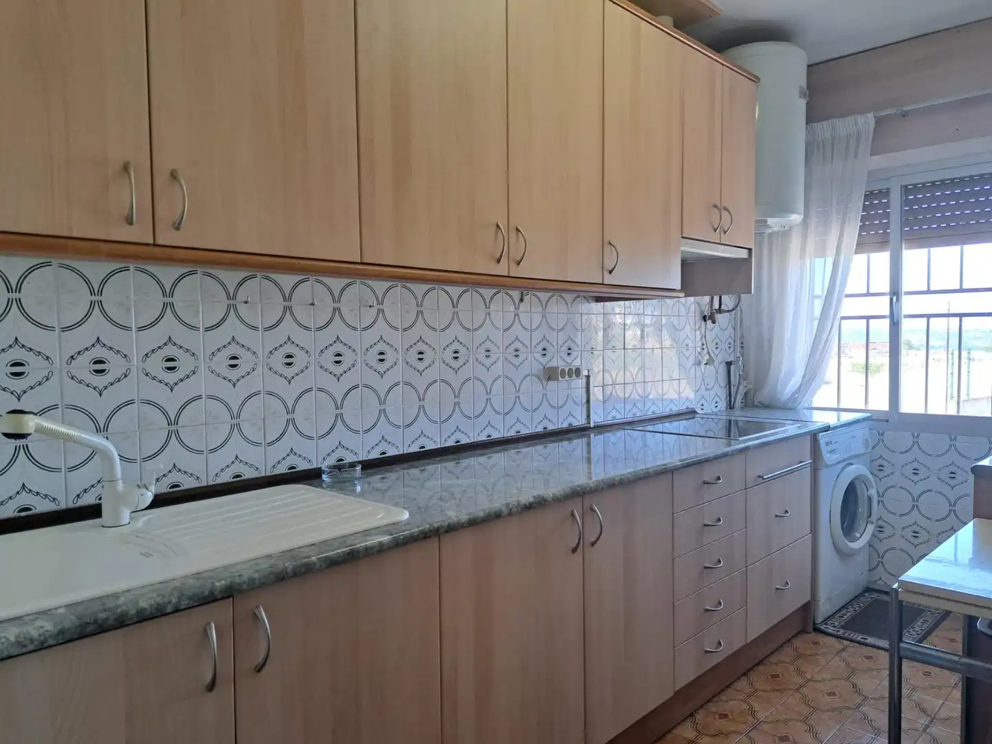 Kitchen of Houses for sale in Villargordo del Cabriel  with Terrace and Storage room