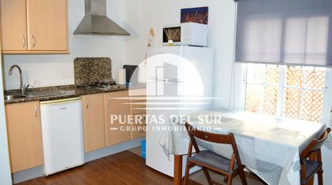 Foto 2 de Planta baixa en venda a Antonio Perez Alegre, Centro - La Costilla, Cádiz