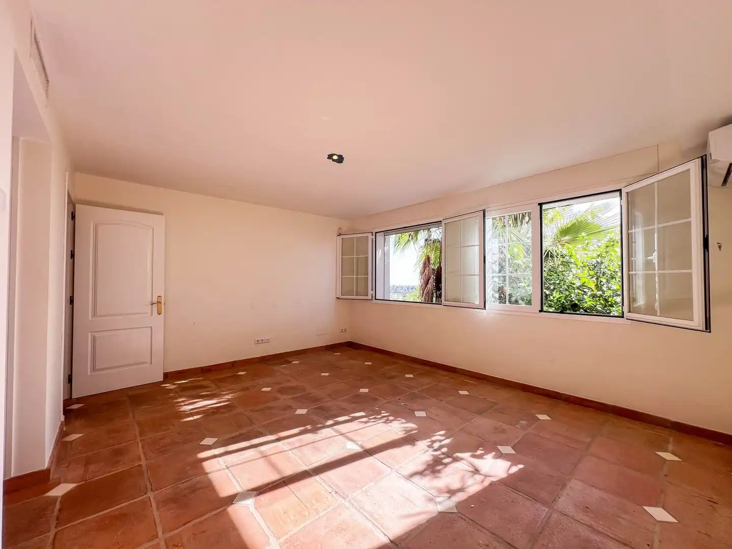 Villa mit Pool zum Verkauf in Urbanizacion el Herrojo 33, imagen 21