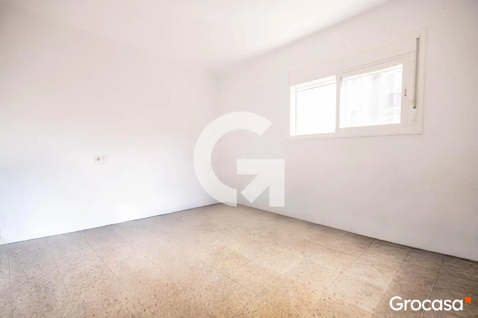 Piso con balcón en venta en CL SATURN, imagen 5