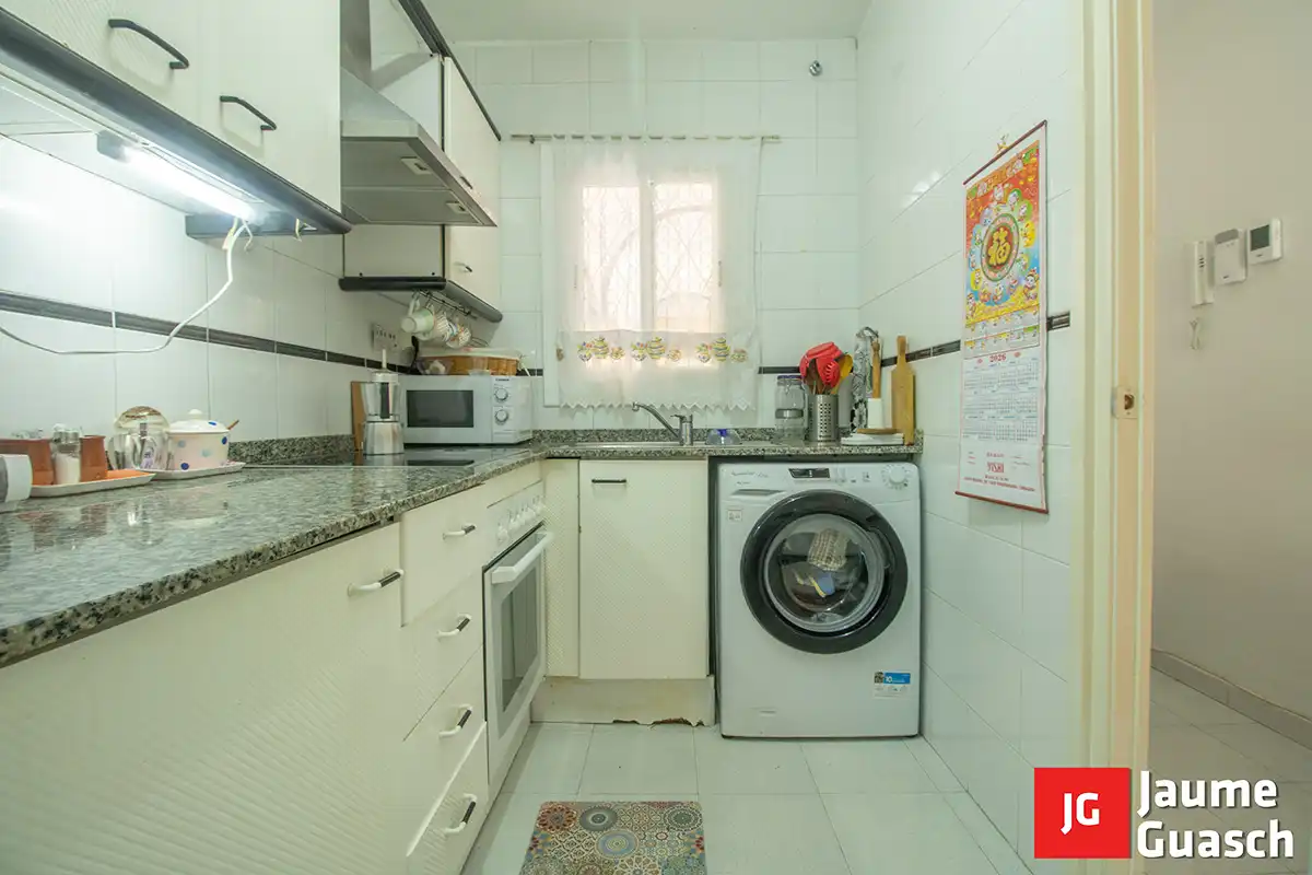 Apartamento en venta en N-340, 152, Barri Marítim