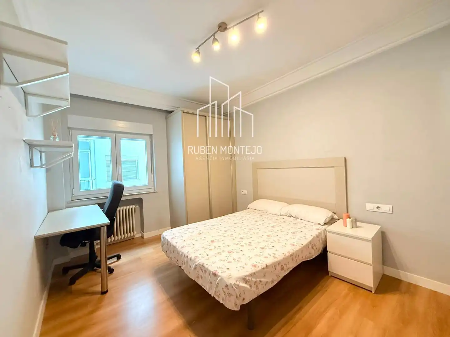 Habitación de Piso de alquiler en Salamanca con Calefacción, Parquet y Terraza