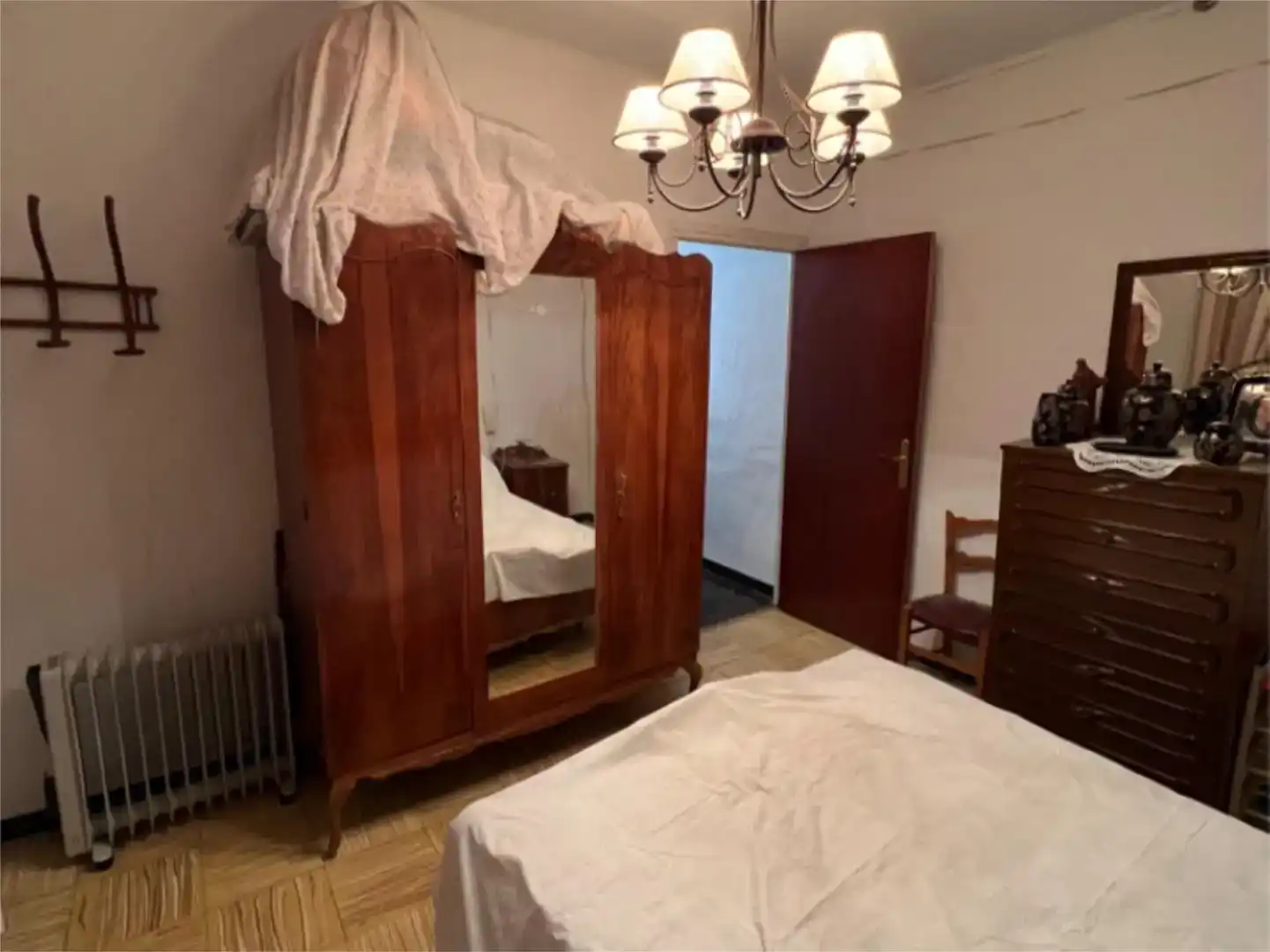 Habitación de Casa adosada en venta en Caniles