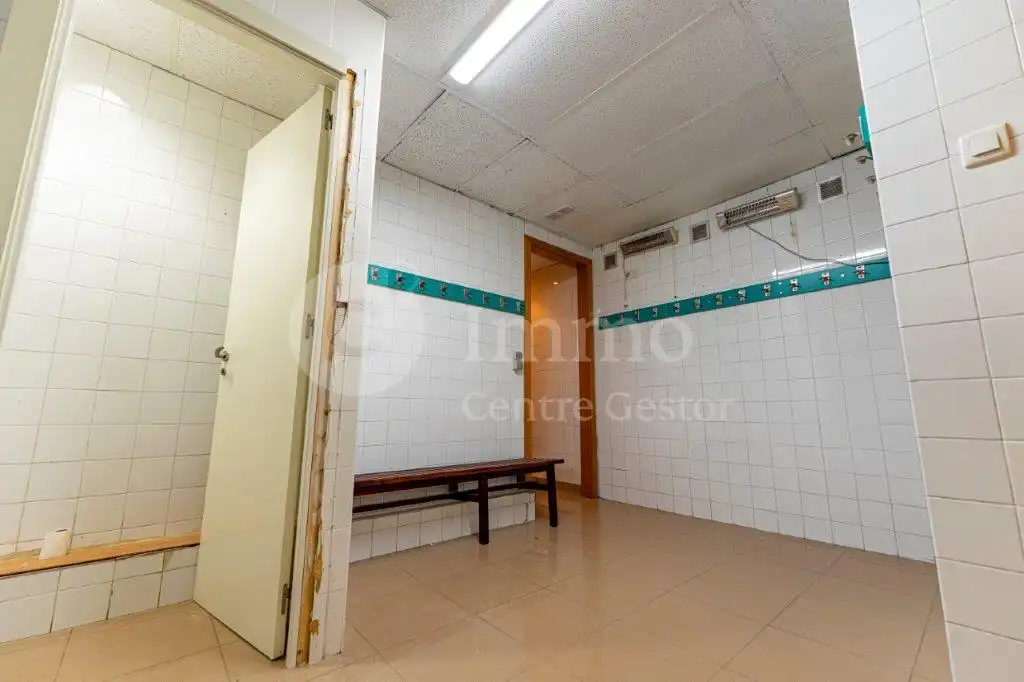 Business premises to rent in Carrer Enric Granados 24, imagen 10