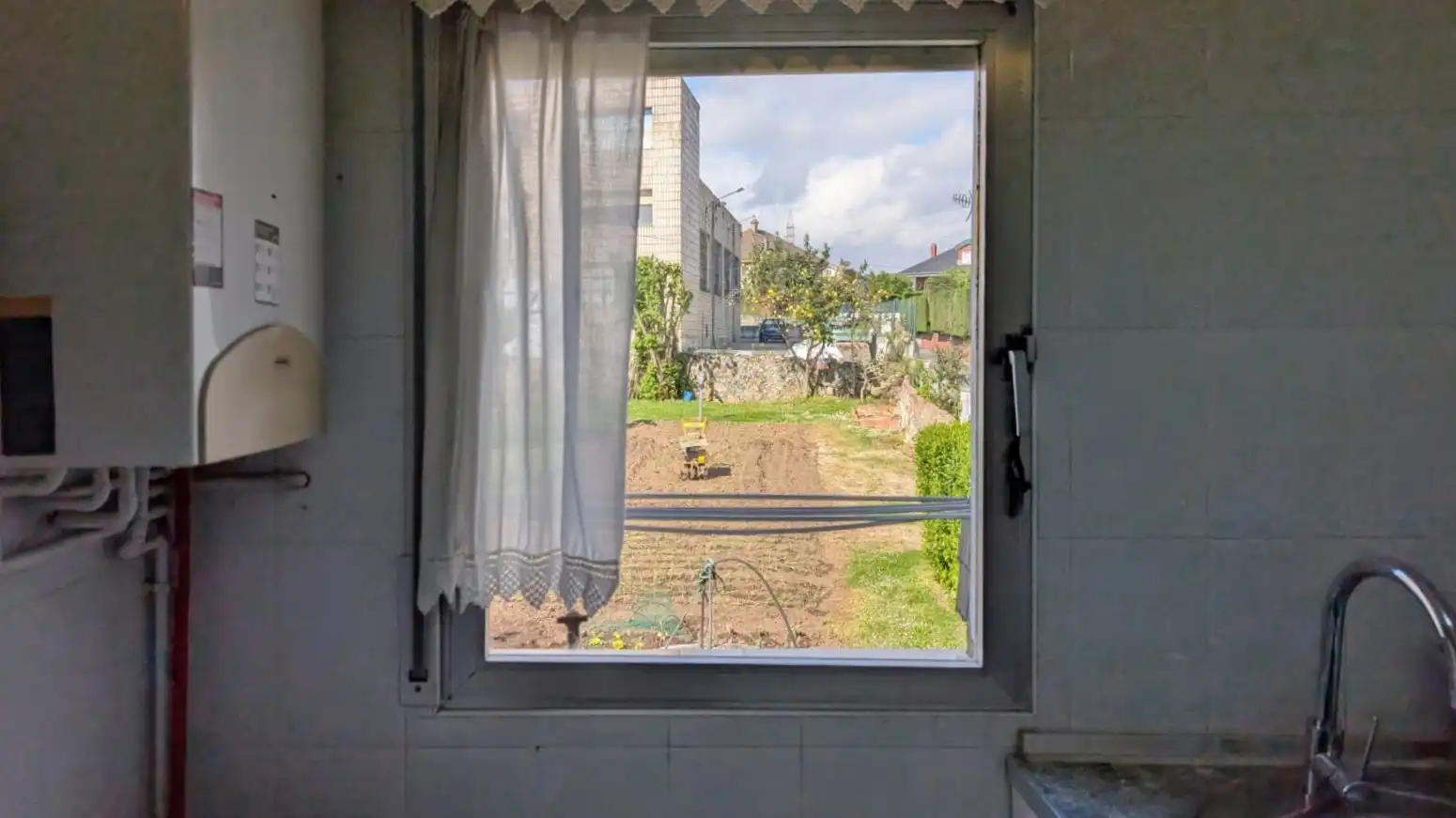 Jardín de Piso en venta en Camargo con Calefacción, Trastero y Balcón