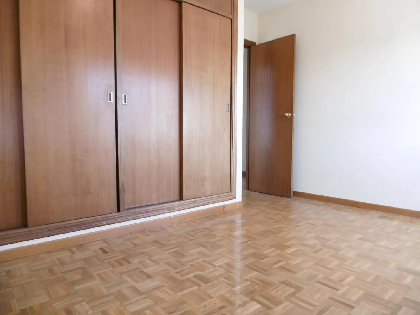 Habitación de Piso de alquiler en Valladolid con Calefacción