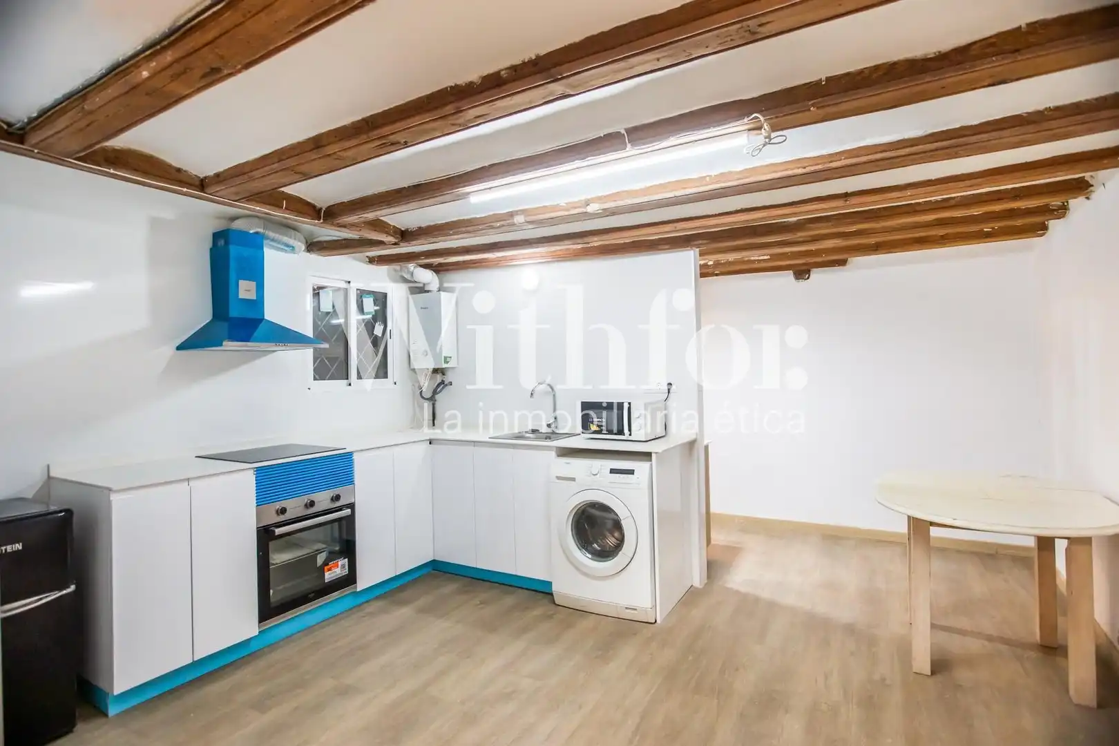 Cocina de Planta baja en venta en Barcelona con Aire acondicionado, Parquet y Balcón