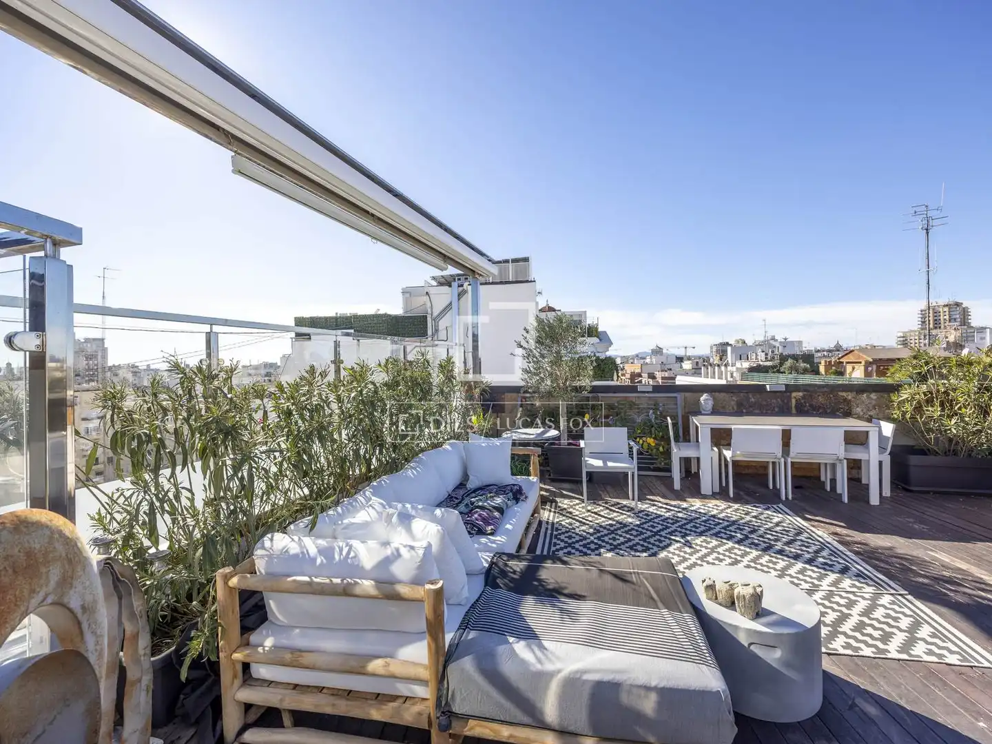Terrasse von Dachboden zum Verkauf in Valencia del Ventoso mit Klimaanlage, Terrasse und Balkon