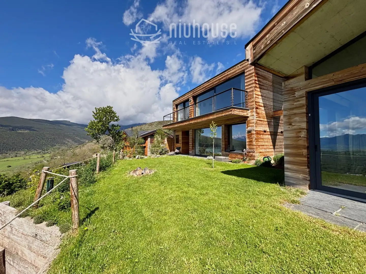 Terraza de Casa o chalet en venta en Enveitg